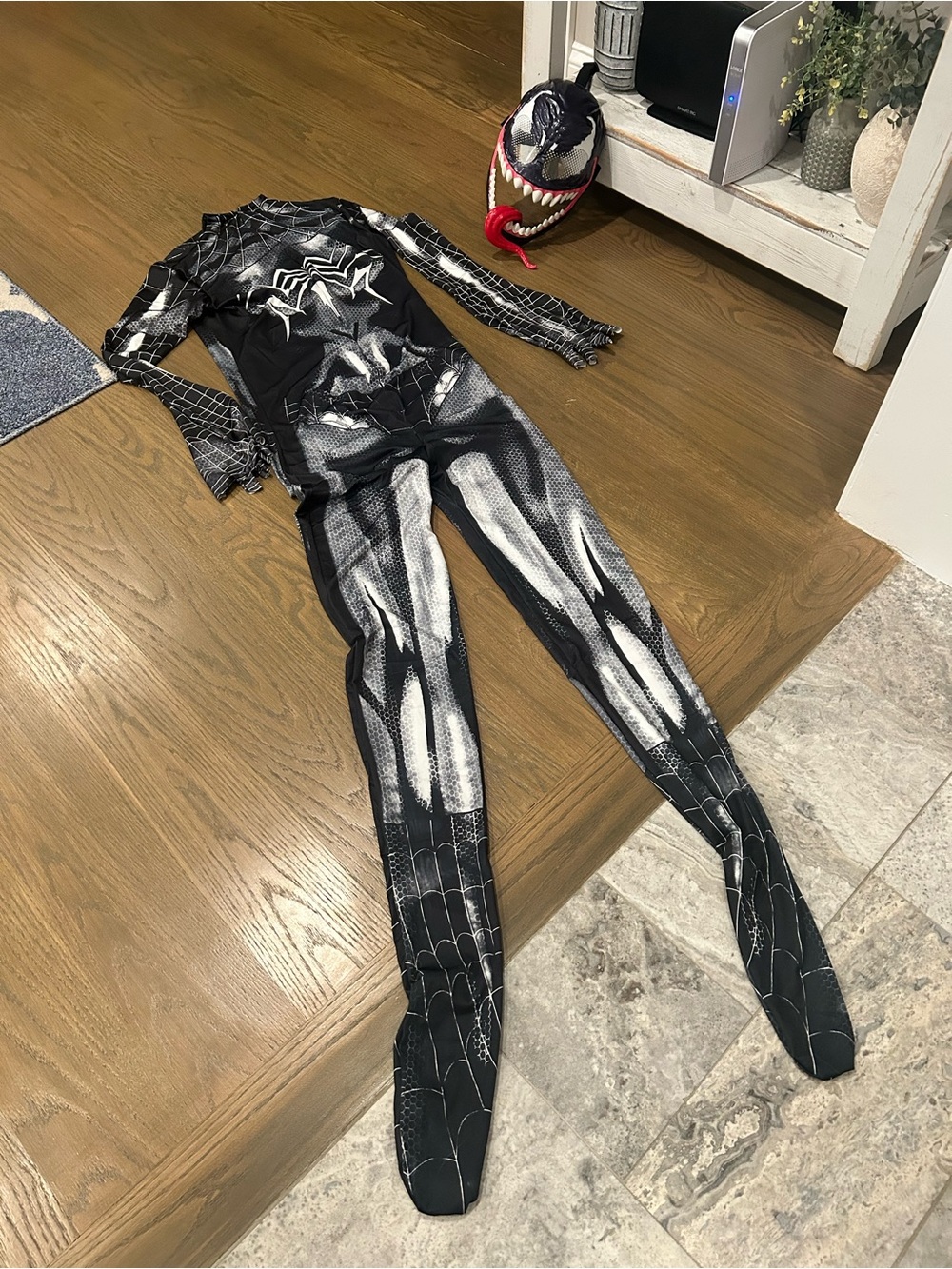 Black & White Venom-Inspired Full-Body Jumpsuit - Women size small with mask